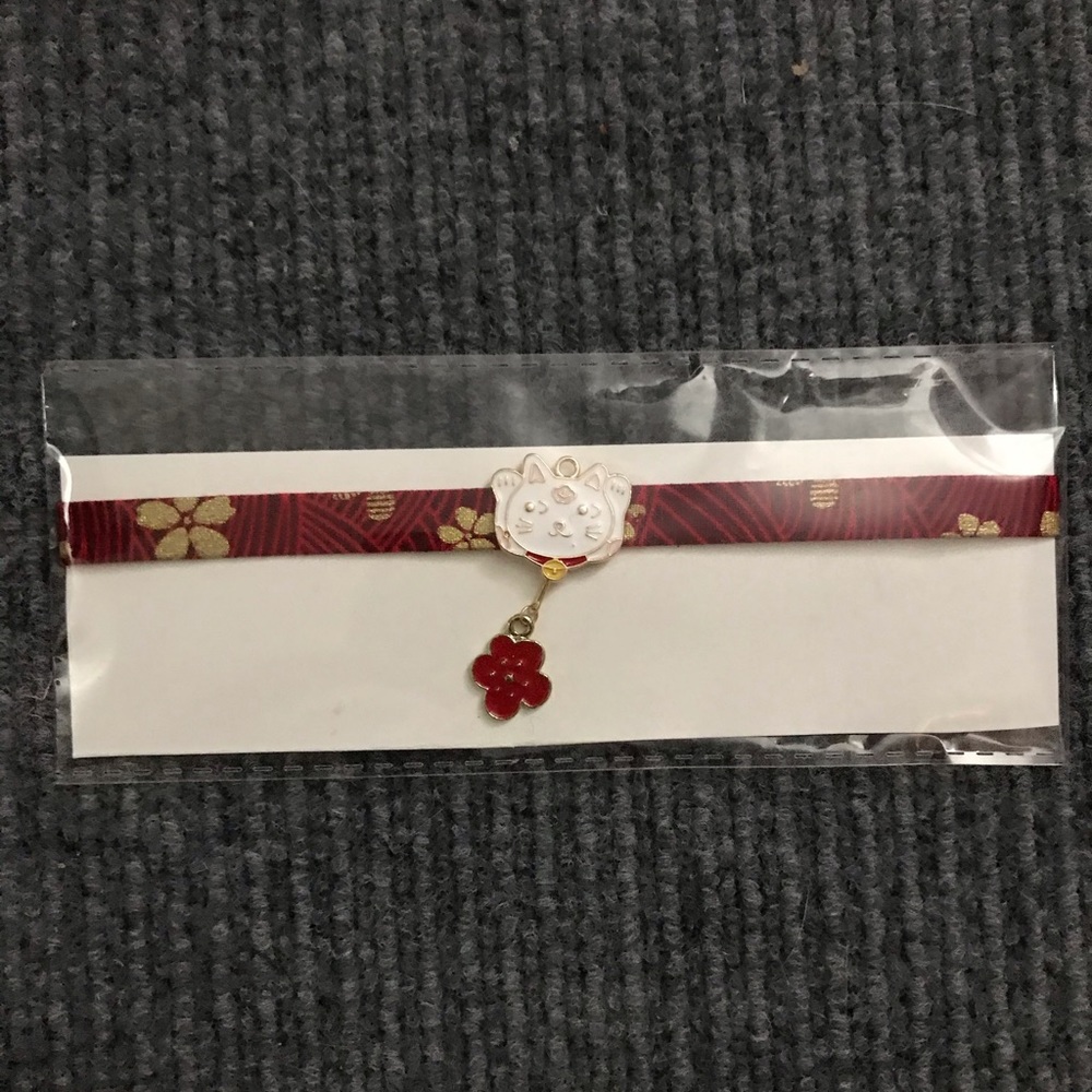 Red Lucky Cat Choker